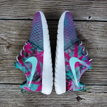 Custom "Kush on the Beach" Roshe Run by GourmetKickz