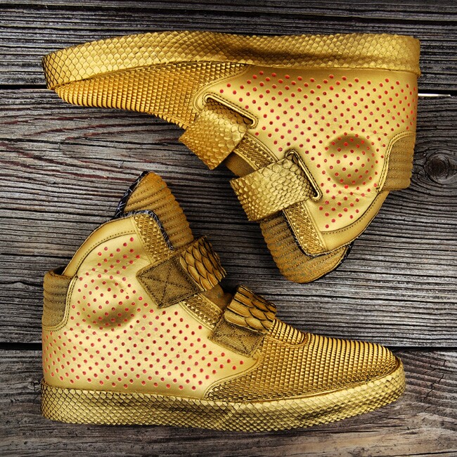 Custom "Gold Stepper" Flystepper 2K3 by GourmetKickz - Image 2