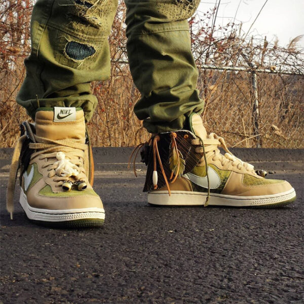 Custom 1 of 1 "Savage" Terminator High Premium - Image 2