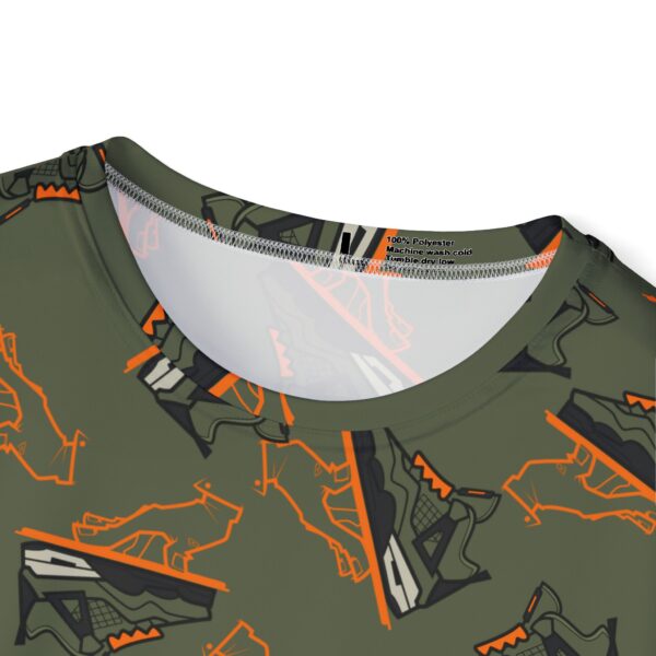Shirt to Match Jordan 4 Undefeated 2025 Now Serving and Serving and Serving in Deep Green - Image 3