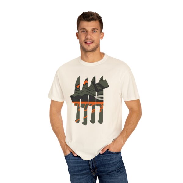 Shirt to Match Jordan 4 Undefeated Always Served rAIR x Now Serving Tee in Ivory - Image 4